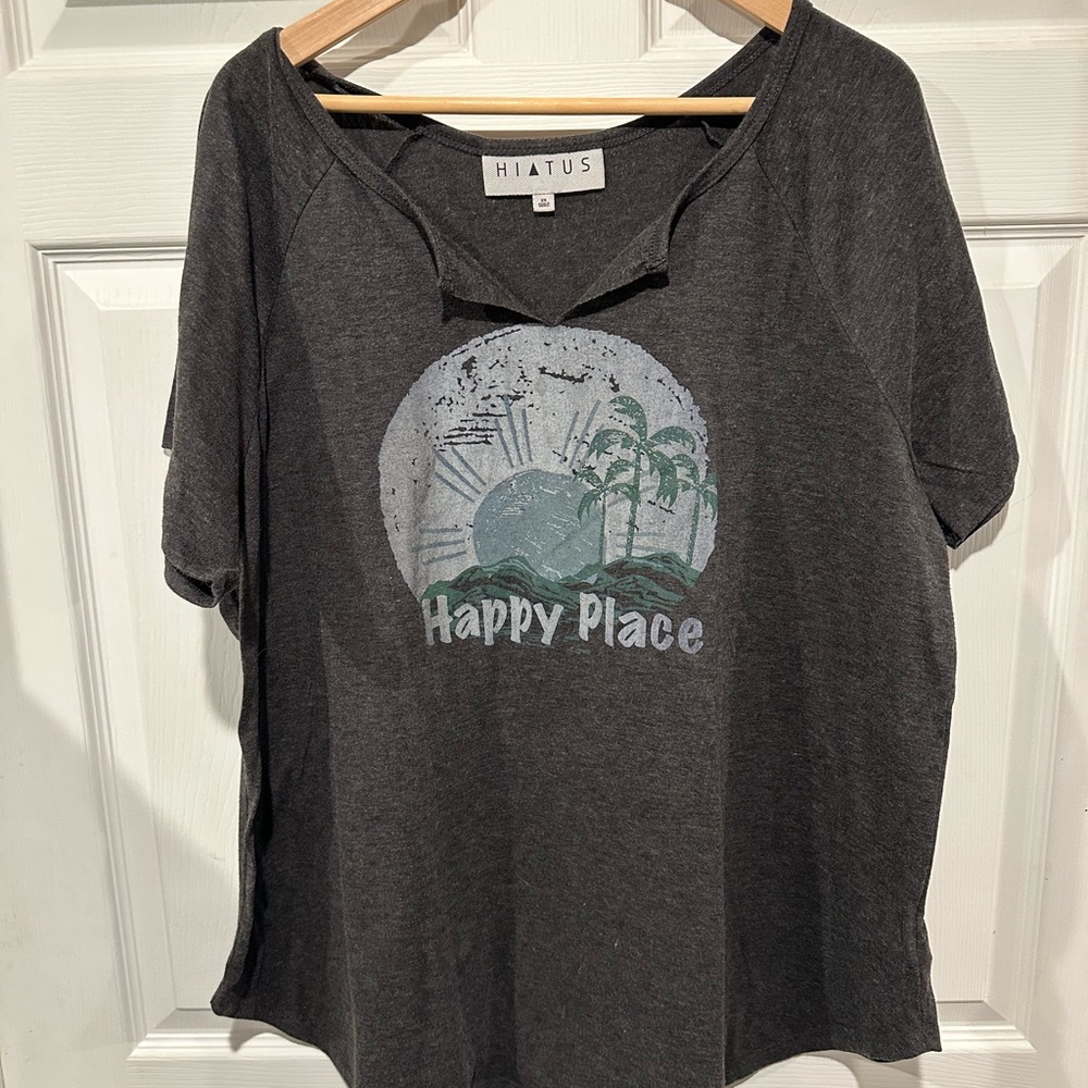 Hiatus Charcoal Graphic Women's Tee